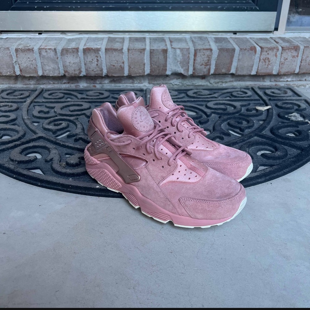 Nike Air Hurache Premium Rust Pink